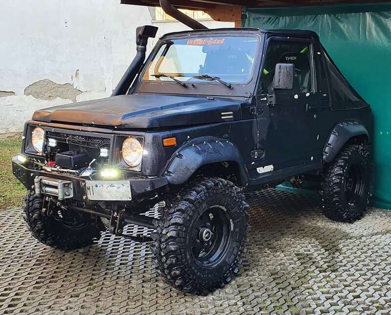 Nero Usata 1988 Suzuki Samurai SUV | 9300 € - Immagine 1/4