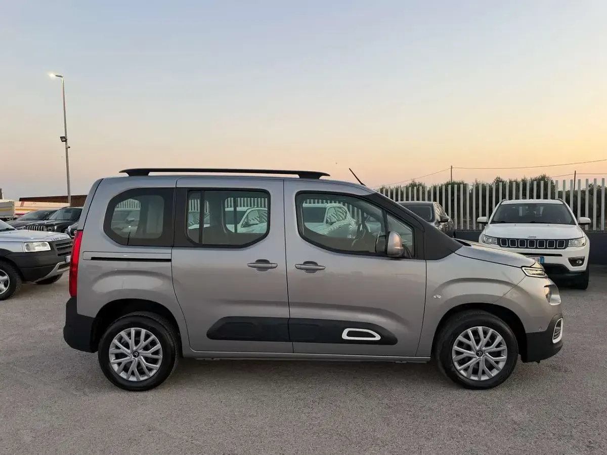 Usata Citroën Berlingo Feel 102 CV (75 kW) 2020 Grigio Monovolume