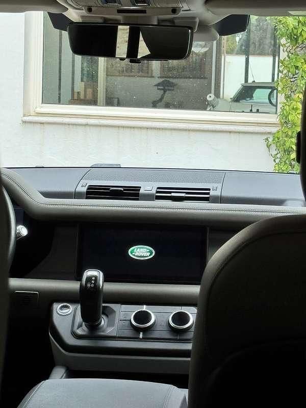 Usata Land Rover Defender 241 CV (177 kW) 2020 Verde SUV