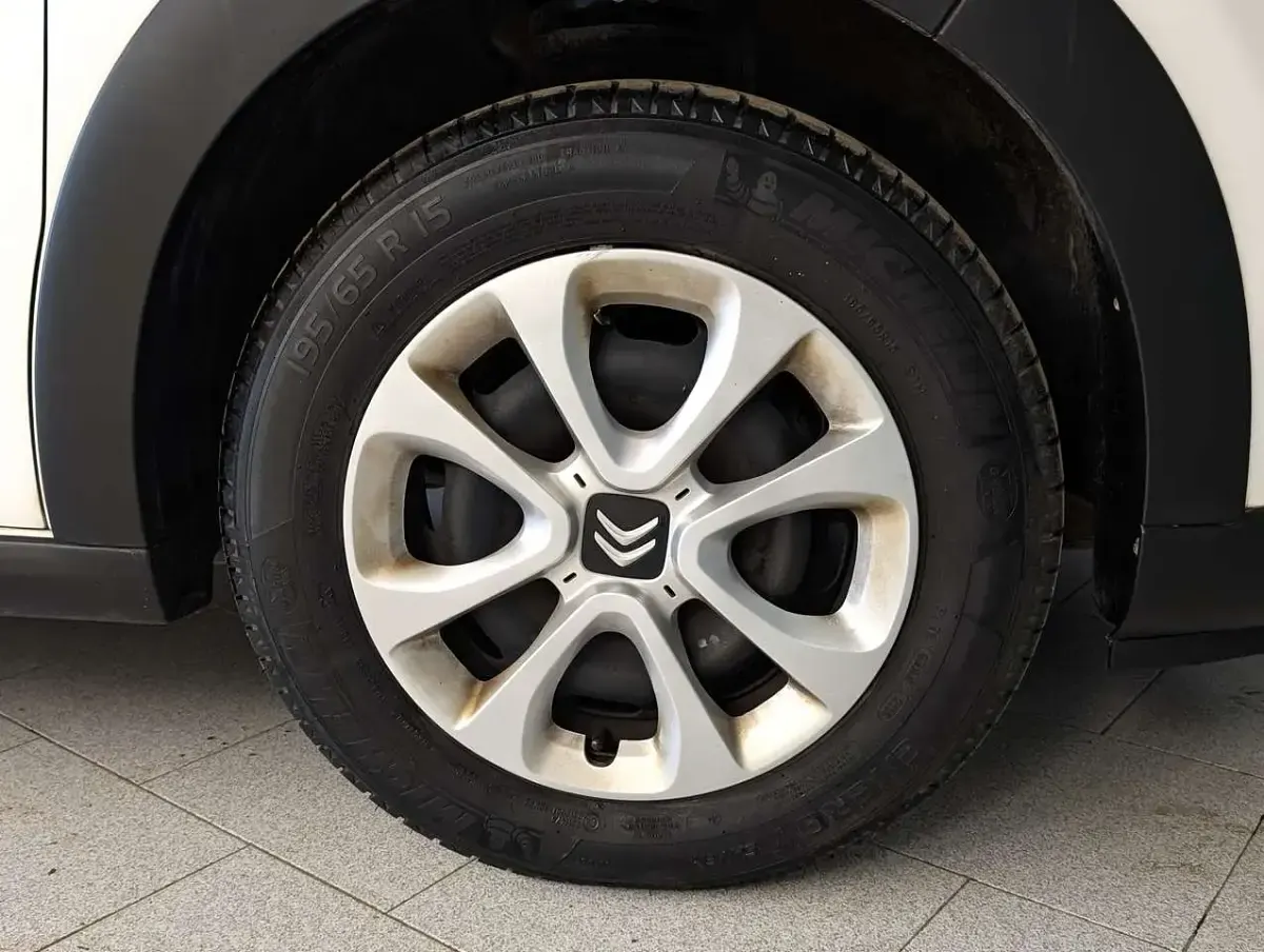 Gebraucht Citroën C3 Feel 83 PS (61 kW) 2022 Weiß Kleinwagen