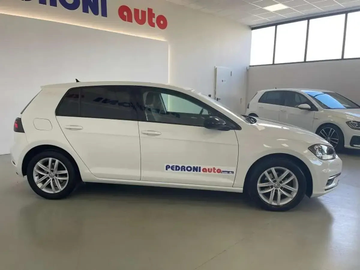 Usata VW Golf VII Comfortline 86 CV (63 kW) 2017 Bianco Berlina