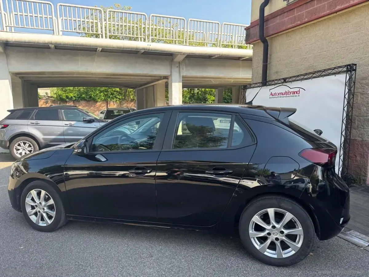 Usata Opel Corsa Edition 75 CV (55 kW) 2023 Nero Utilitaria