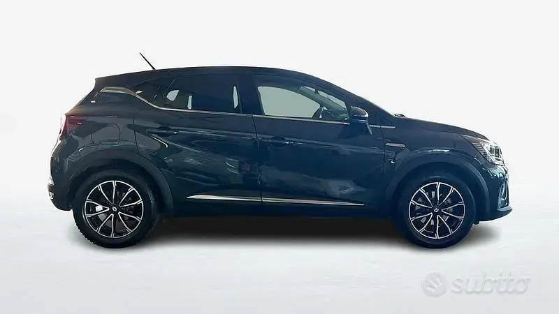 Usata Renault Captur Intens 145 CV (106 kW) 2022 Bluazzurro SUV