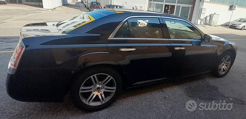 Usata Lancia Thema Platinum 239 CV (175 kW) 2012 Nero Berlina