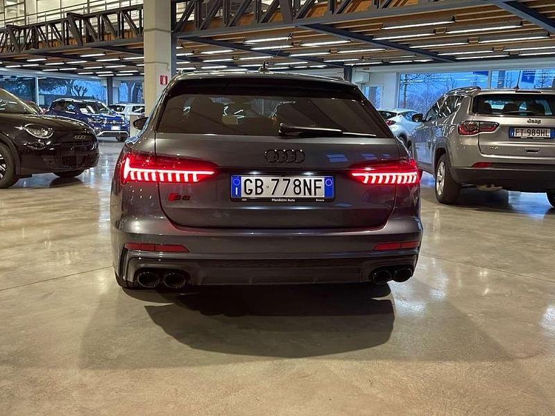 Usata Audi S6 Sport 349 CV (256 kW) 2020 Grigio scuro Station wagon