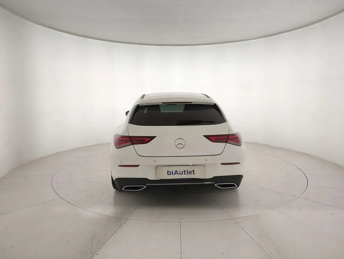 Usata Mercedes CLA180 Shooting Brake 116 CV (85 kW) 2021 Bianco Station wagon