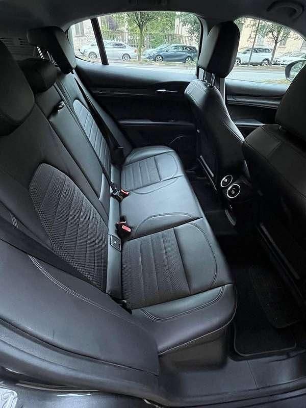 Usata Alfa Romeo Stelvio Business 179 CV (131 kW) 2018 Grigio SUV