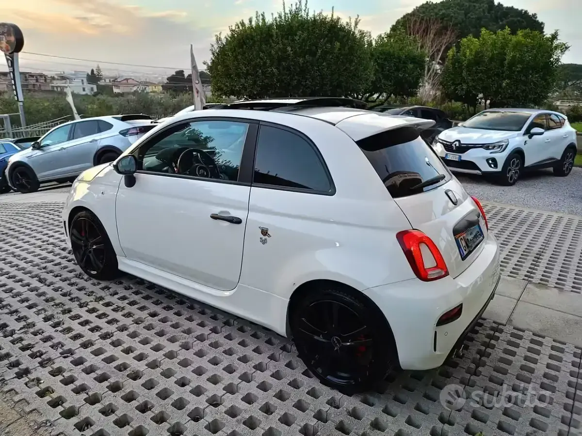 Usata Abarth 595 Competizione 180 CV (132 kW) 2021 Bianco Berlina