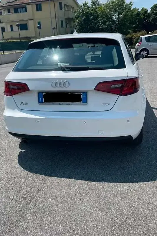 Usata Audi A3 Business 110 CV (80 kW) 2015 Berlina