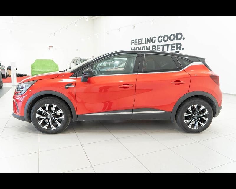 Usata Renault Captur Techno 143 CV (105 kW) 2023 Rosso metall SUV