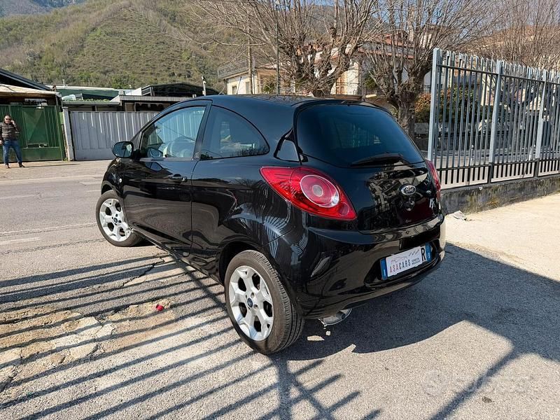 Usata Ford Ka Titanium 69 CV (50 kW) 2009 Nero Utilitaria