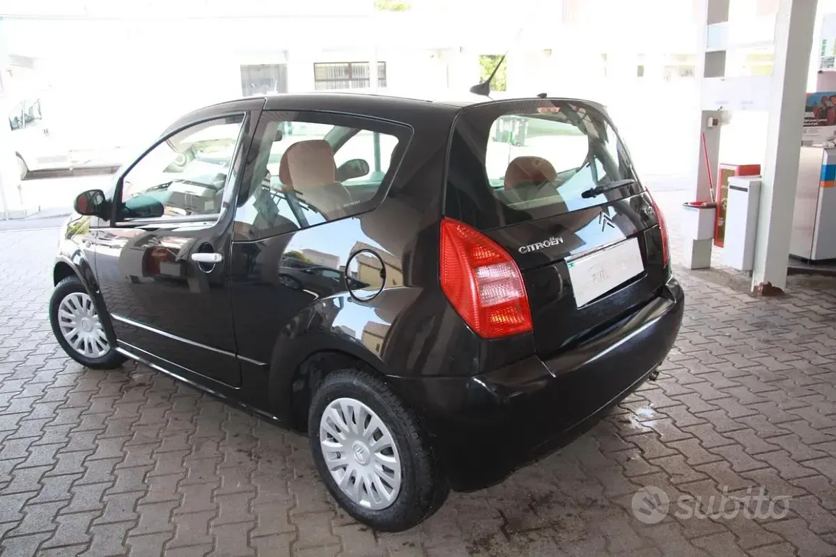 Usata Citroën C2 60 CV (44 kW) 2004 Nero Utilitaria