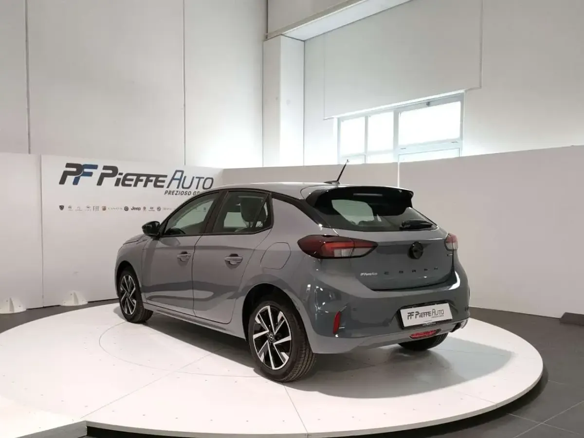 Nuova Opel Corsa Edition 110 CV (80 kW) 2026 Grafik grey Utilitaria