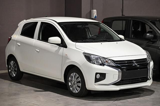Nuova Mitsubishi Space Star Invite 71 CV (52 kW) 2025 Bianco Utilitaria
