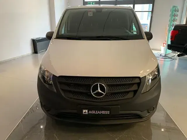 Usata Mercedes Vito 136 CV (100 kW) 2020 Bianco Furgone