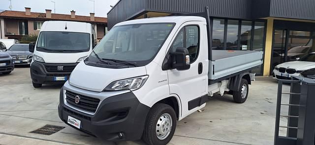 Usata Fiat Ducato 131 CV (96 kW) 2019 Bianco pastello Furgone