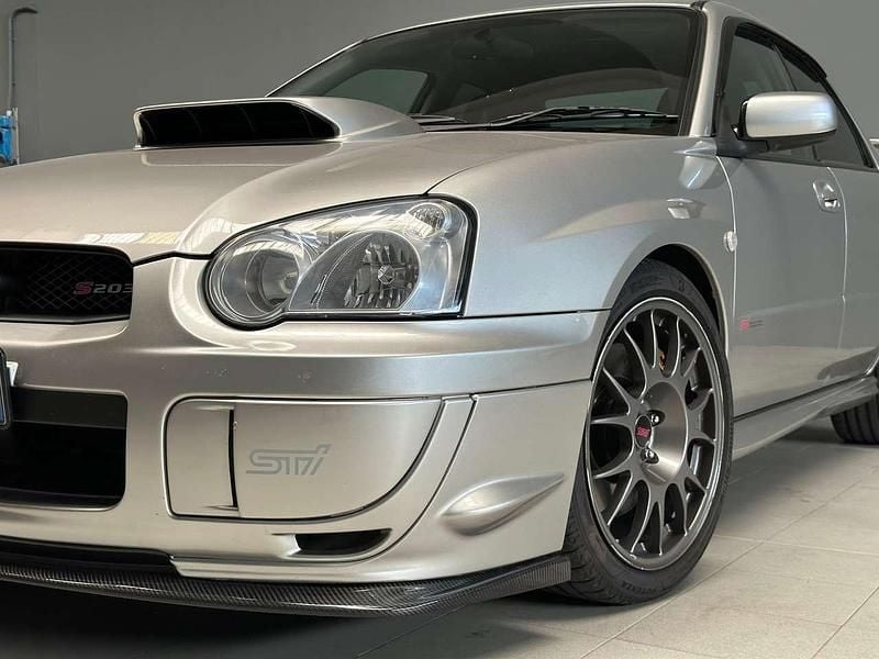 Usata Subaru Impreza 320 CV (235 kW) 2004 Grigio Berlina