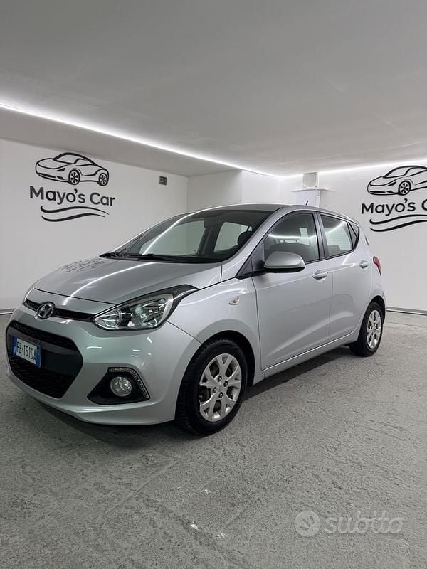 Usata Hyundai i10 66 CV (48 kW) 2016 Grigio Utilitaria