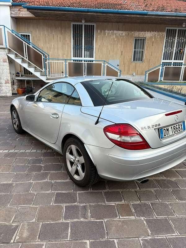 Usata Mercedes SLK200 163 CV (119 kW) 2007 Grigio Cabrio