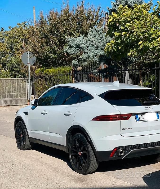 Usata Jaguar E-Pace 150 CV (110 kW) 2019 Bianco SUV