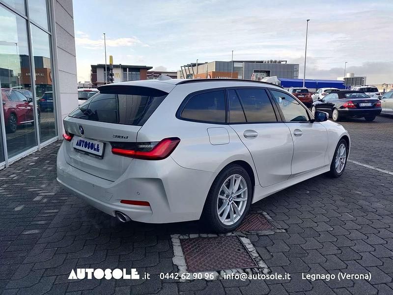 Usata BMW 318 Advantage 150 CV (110 kW) 2022 Bianco Station wagon