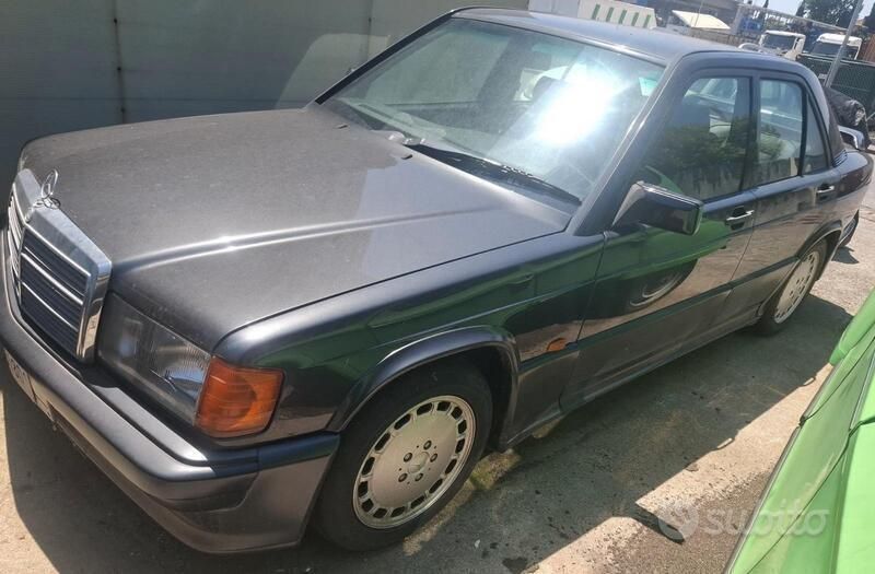 Usata Mercedes 190 185 CV (136 kW) 1987 Nero Berlina