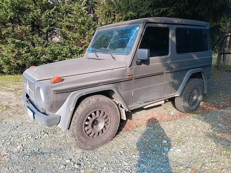 Usata Mercedes G300 88 CV (64 kW) 1986 Grigio SUV