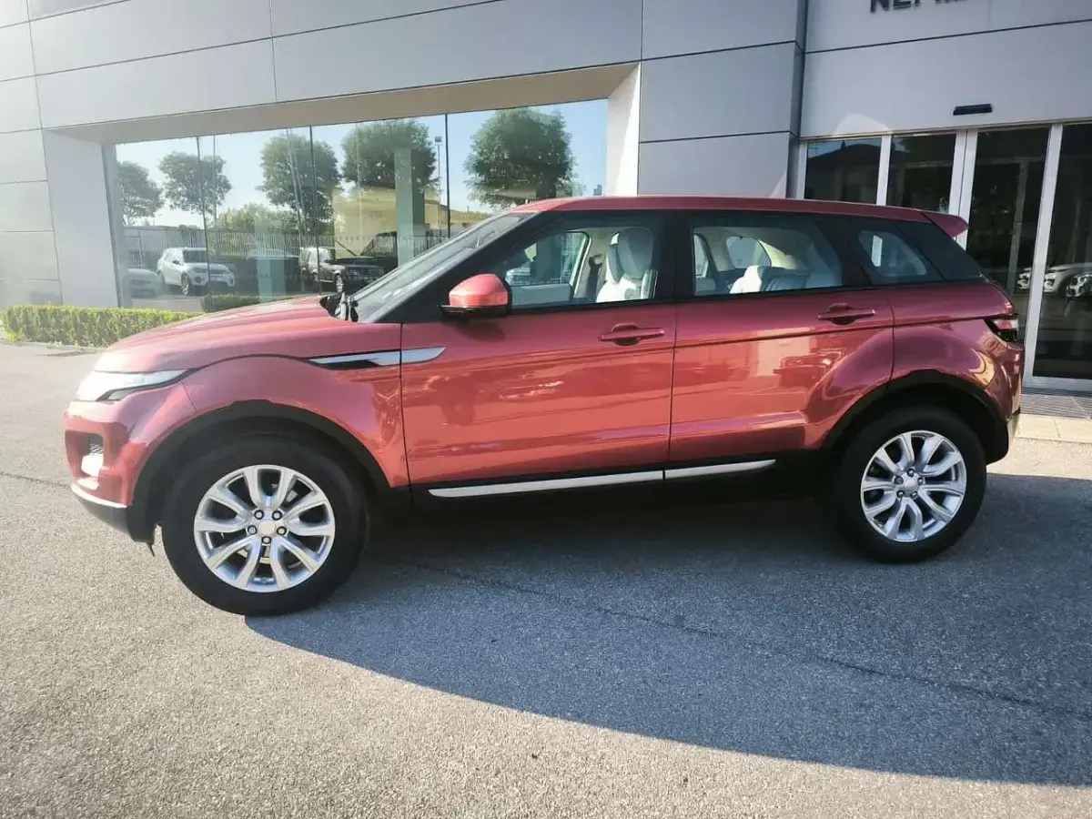 Usata Land Rover Range Rover evoque 190 CV (139 kW) 2014 Rosso SUV