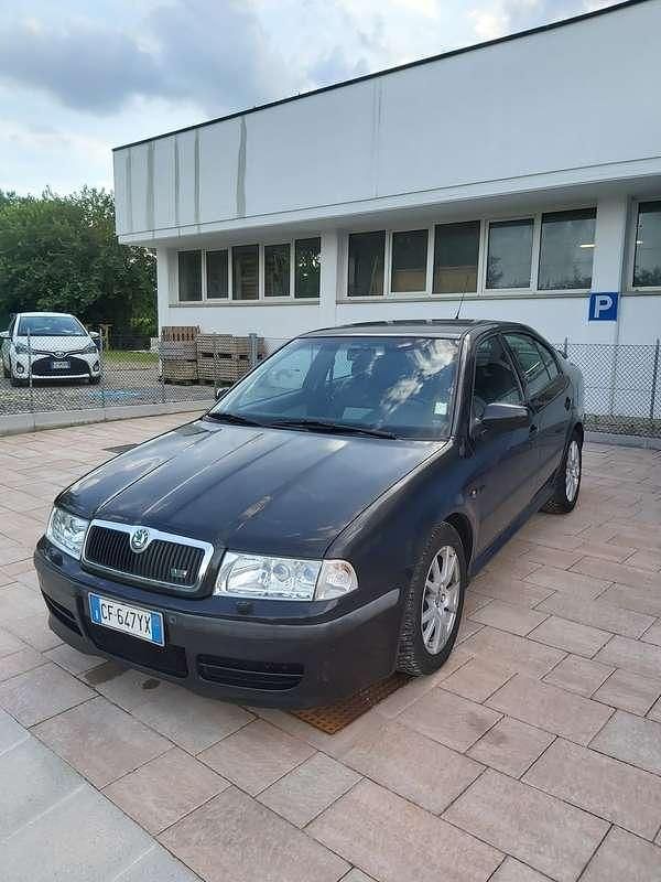 Usata Skoda Octavia RS 179 CV (131 kW) 2004 Berlina
