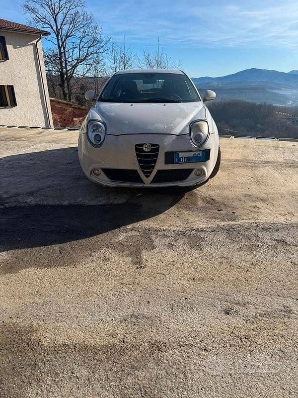 Usata Alfa Romeo MiTo Progression 85 CV (62 kW) 2011 Bianco Utilitaria