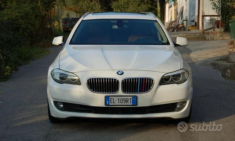 Usata BMW 520 184 CV (135 kW) 2012 Bianco Station wagon