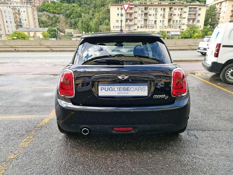 Usata Mini Cooper D Hype 116 CV (85 kW) 2017 Nero Utilitaria
