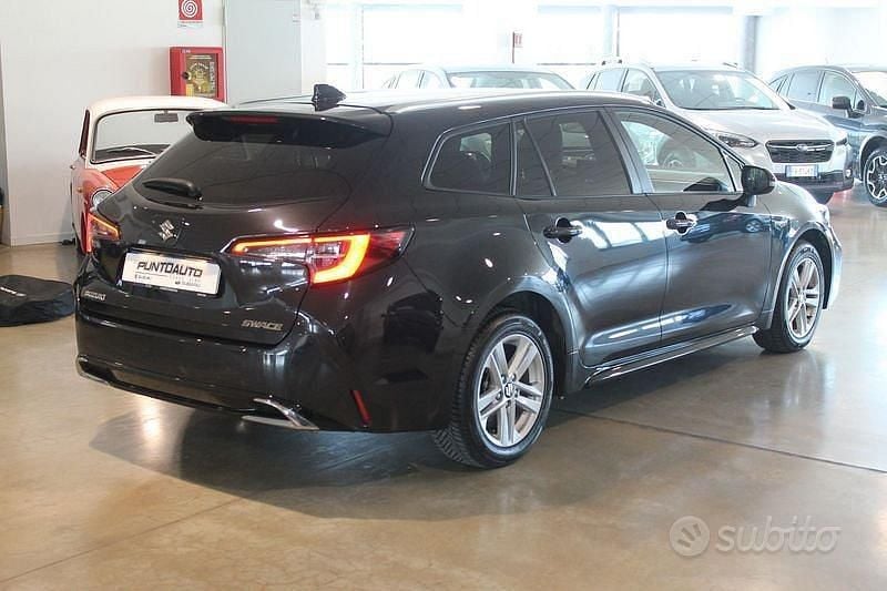 Usata Suzuki Swace Cool 140 CV (102 kW) 2024 Nero Station wagon