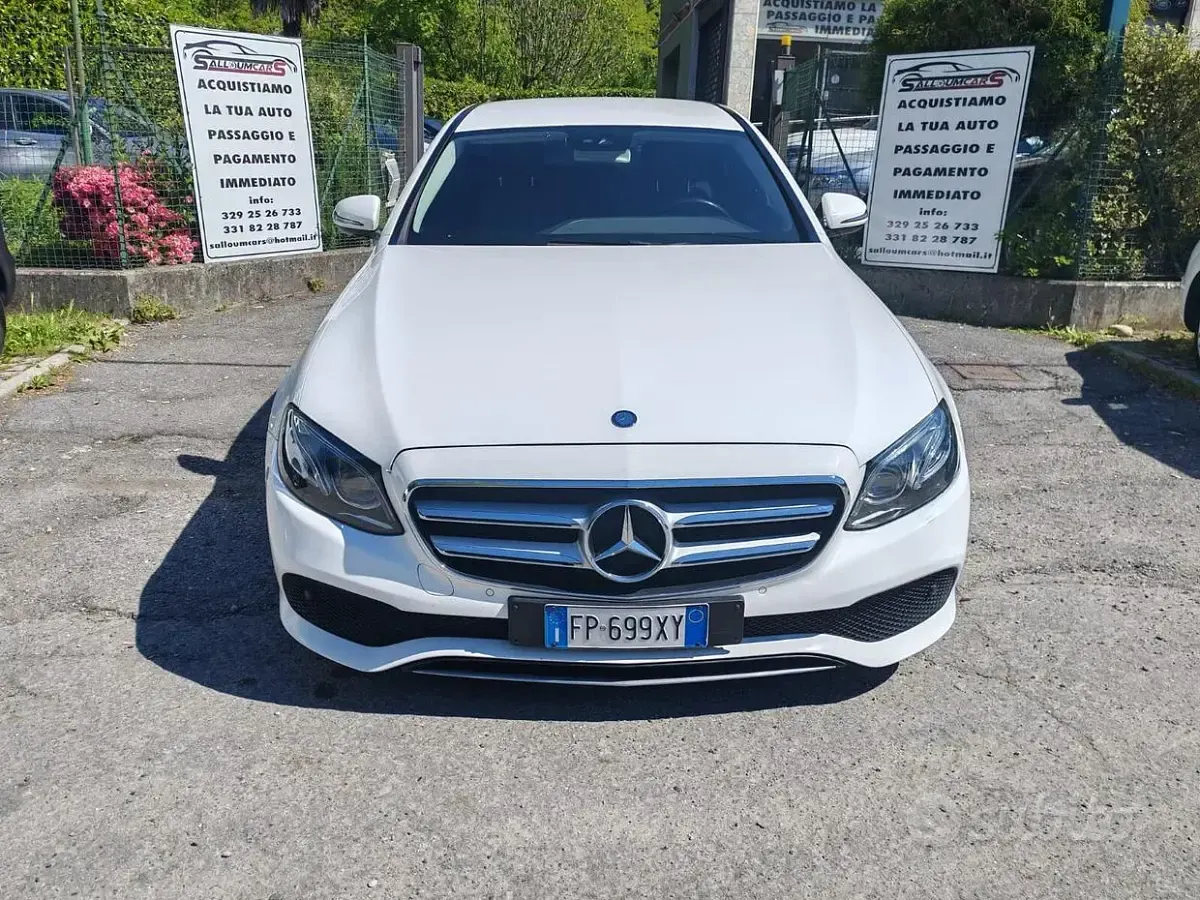 Gebraucht Mercedes E200 Executive 150 PS (110 kW) 2017 Weiß Limousine
