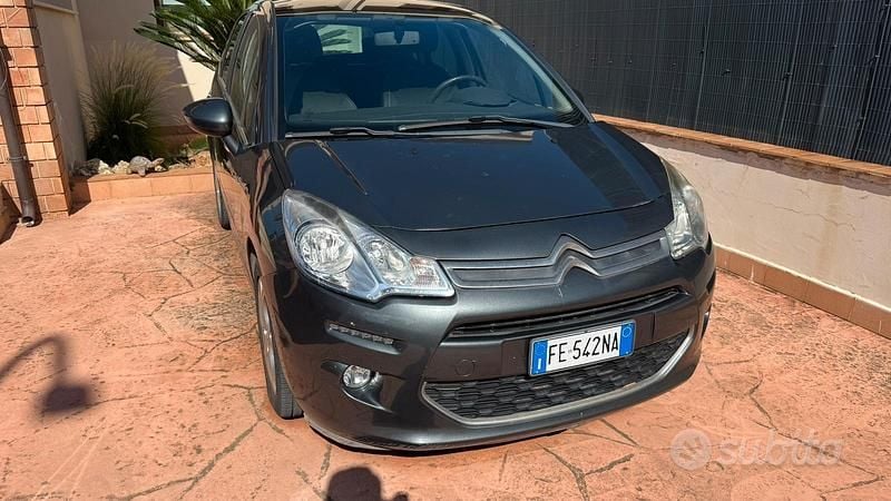 Usata 2016 Citroën C3 Exclusive Utilitaria | 6800 € (Super prezzo) - Immagine 1/4