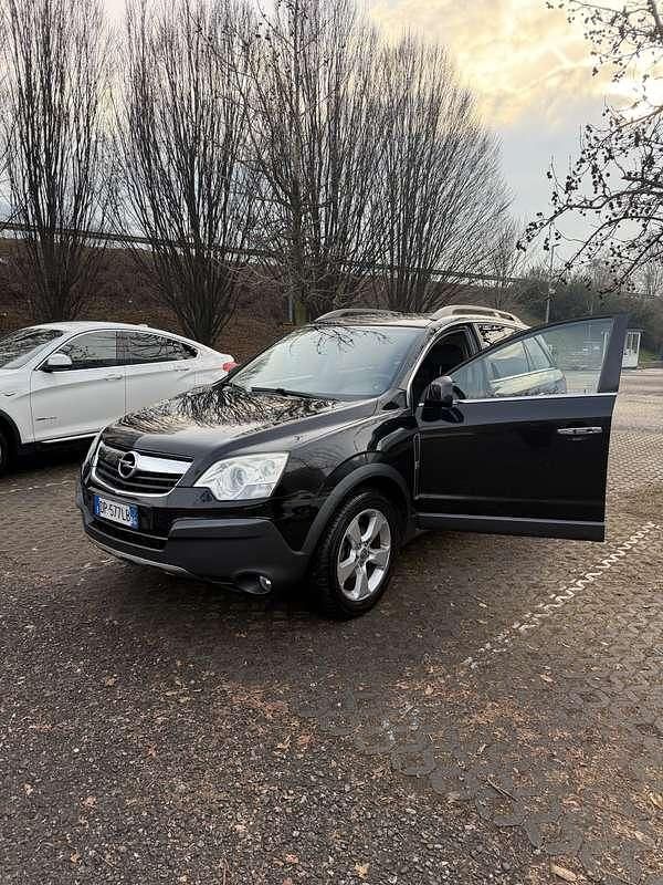 Usata Opel Antara 150 CV (110 kW) 2008 Nero SUV