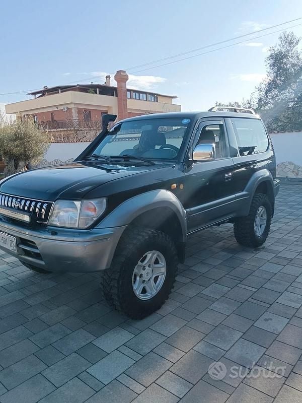 Usata Toyota Land Cruiser 125 CV (91 kW) 1998 Nero SUV