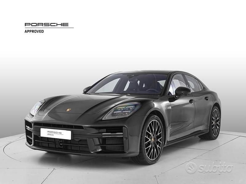 Nuova Porsche Panamera 4 354 CV (260 kW) 2025 Nero Berlina