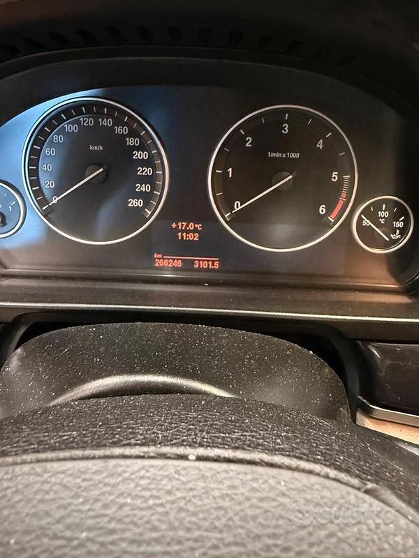 Usata BMW 520 184 CV (135 kW) 2013 Blu Station wagon