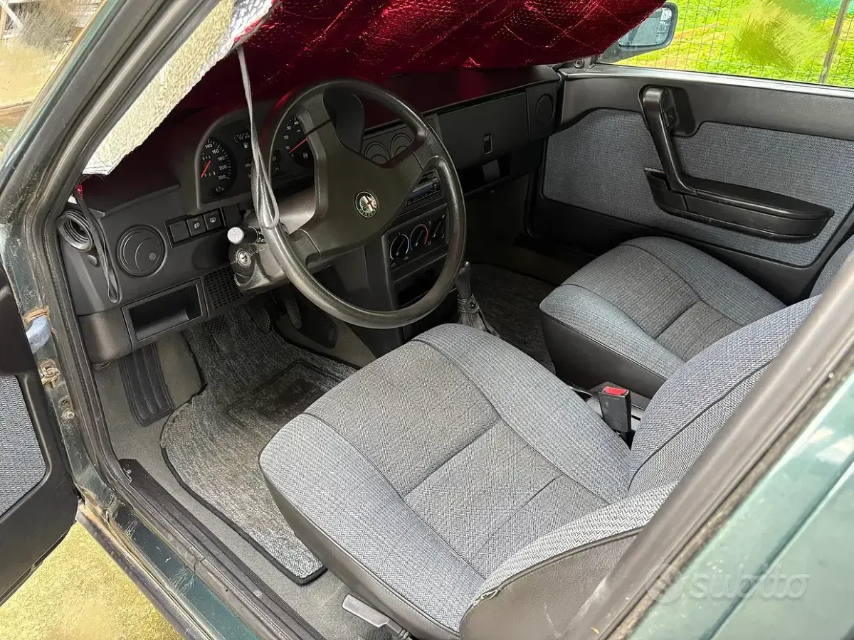 Usata Alfa Romeo 33 90 CV (66 kW) 1991 Utilitaria