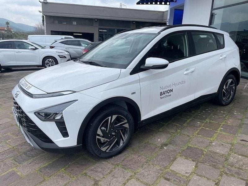 Usata Hyundai Bayon 101 CV (74 kW) 2024 Bianco SUV