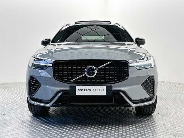 Usata Volvo XC60 Core 257 CV (189 kW) 2025 Grigio SUV