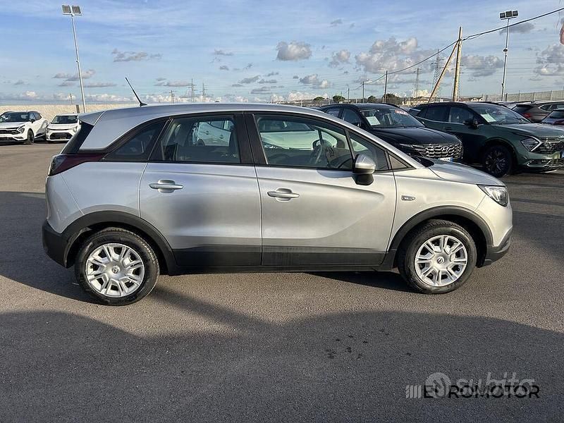 Usata Opel Crossland X S 102 CV (75 kW) 2019 Argento SUV