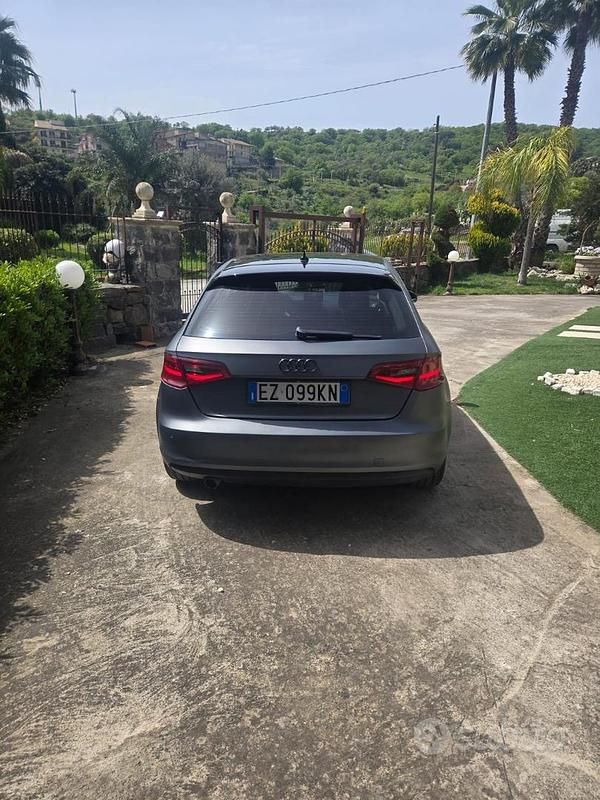 Usata Audi A3 105 CV (77 kW) 2016 Grigio Utilitaria