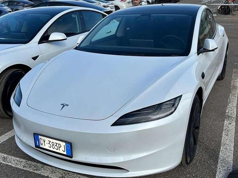 Usata Tesla Model 3 210 kW (286 CV) 2025 Bianco Berlina