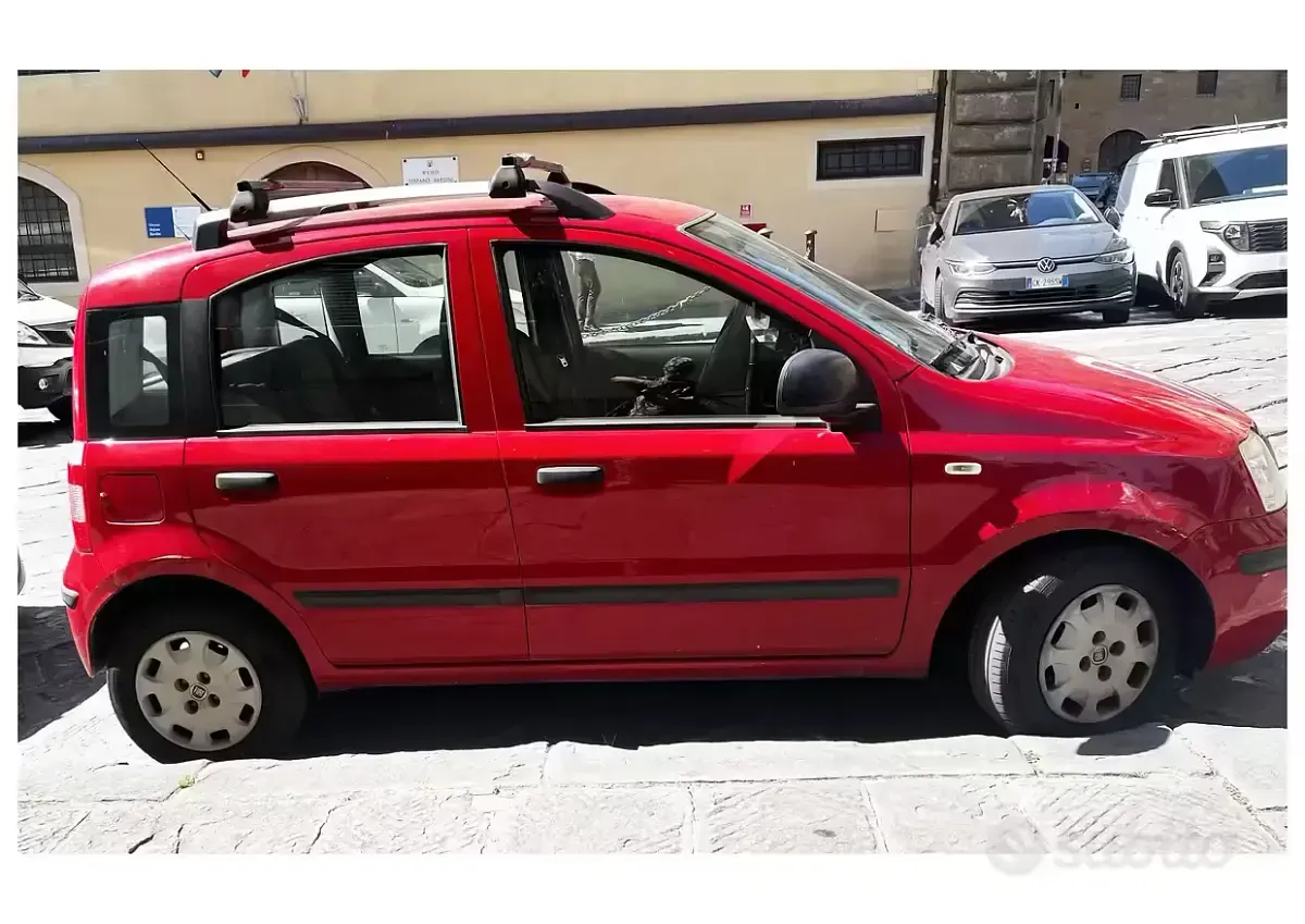 Usata Fiat Panda 69 CV (50 kW) 2012 Rosso Utilitaria
