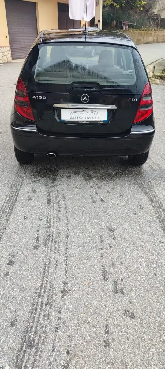 Usata Mercedes A180 109 CV (80 kW) 2007 Nero Berlina