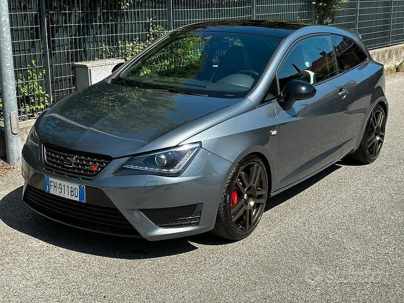 Usata Seat Ibiza CUPRA 2017 Grigio Berlina