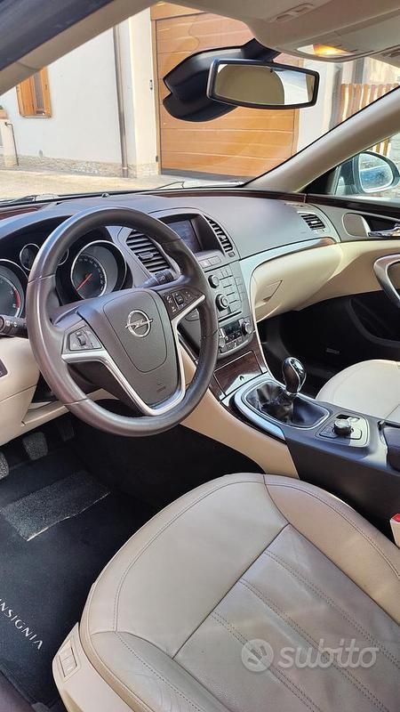 Usata Opel Insignia Cosmo 160 CV (117 kW) 2010 Nero Berlina