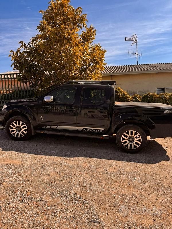 Usata Nissan Navara 231 CV (169 kW) 2012 Nero Pick-up